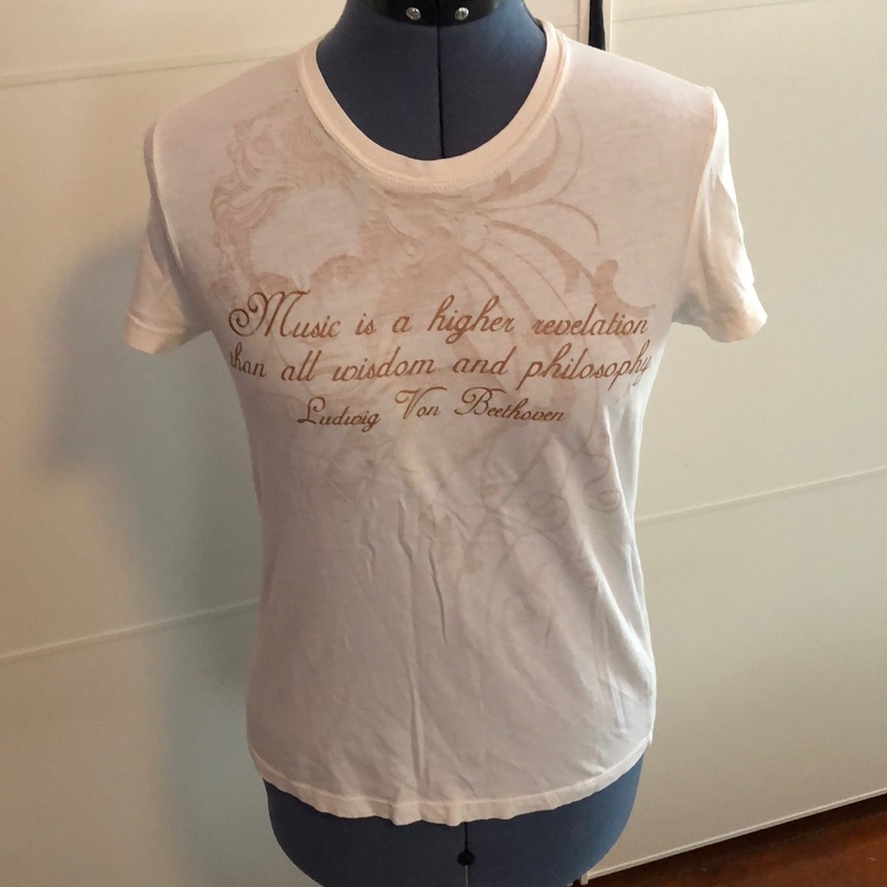 Urban outfitters tee shirt